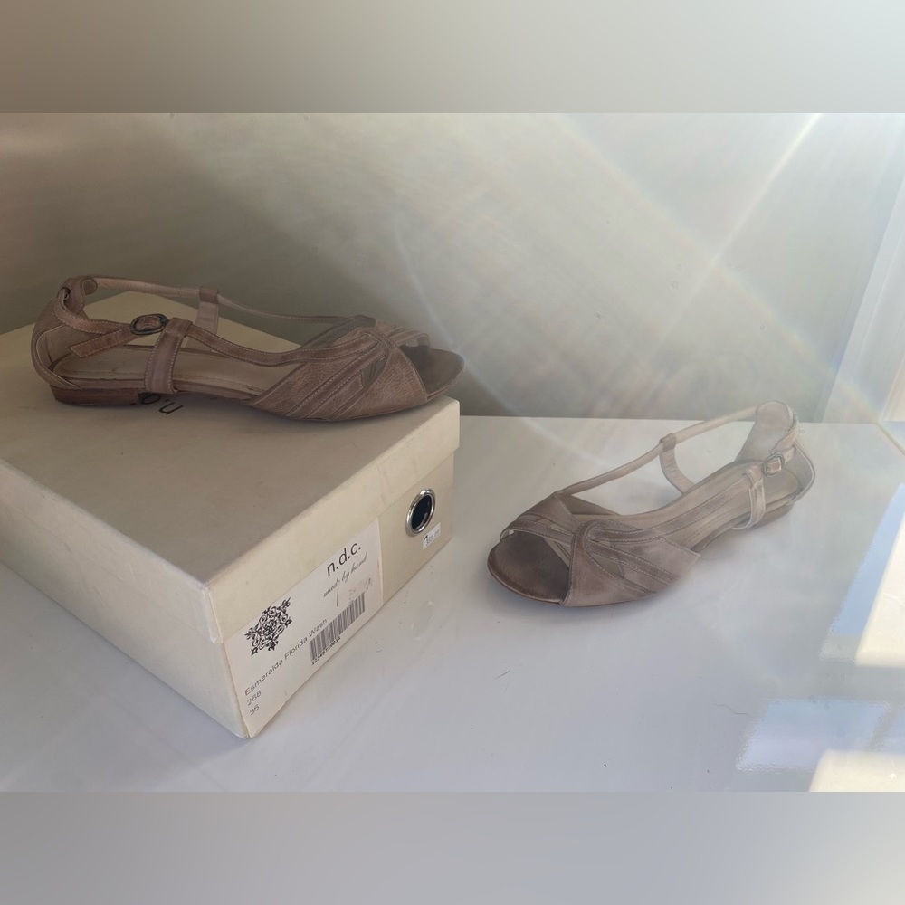 $335 N.D.C. Made by Hand Esmeralda Sandals Aged Florida Wash Taupe EU 36 / US 6 - Picture 4 of 11